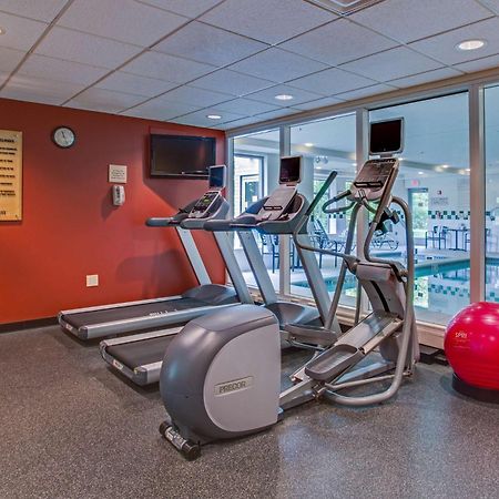 Hilton Garden Inn Cleveland Airport Fairview Park Exteriör bild