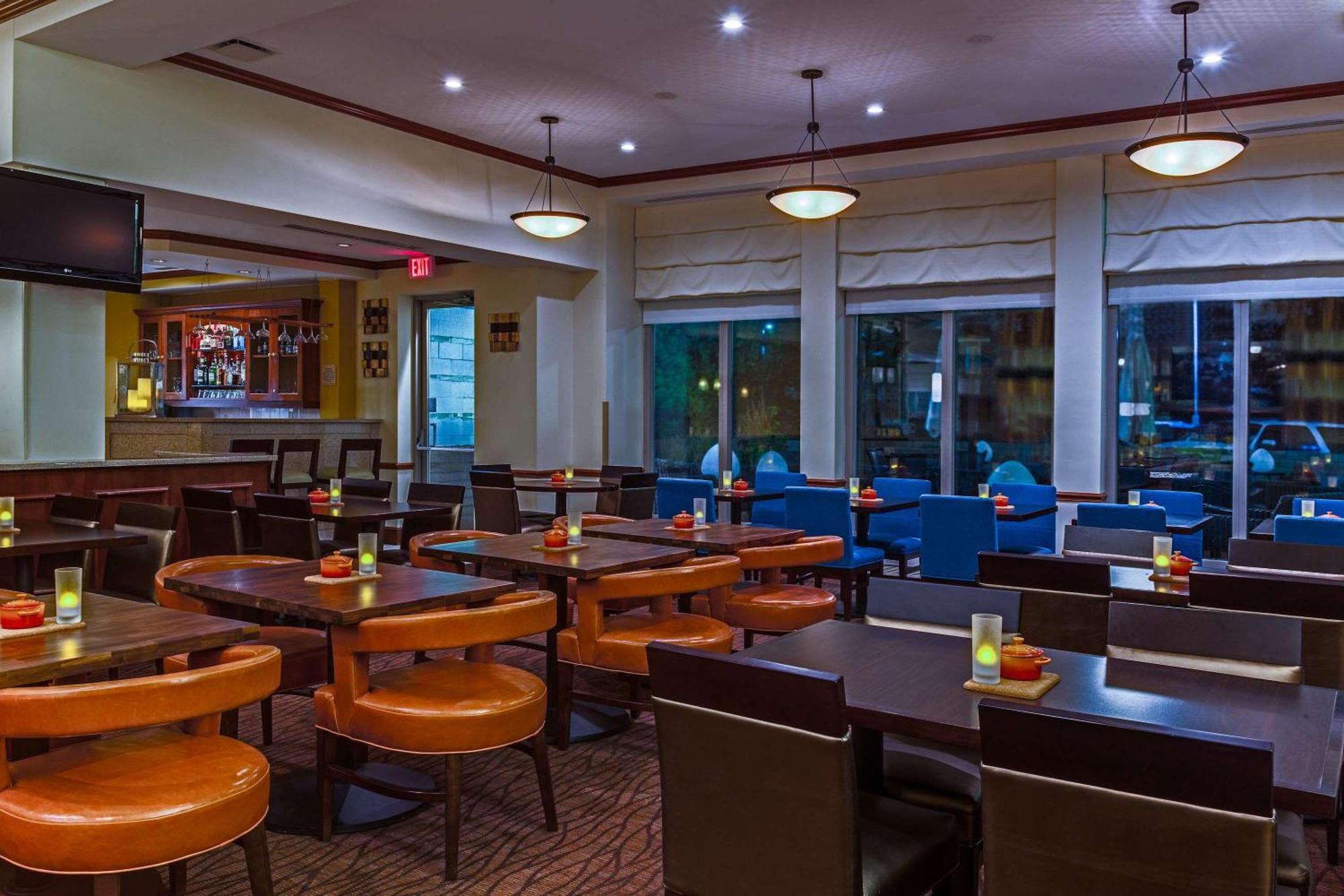 Hilton Garden Inn Cleveland Airport Fairview Park Exteriör bild
